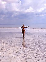 Amateur old milfs are getting pleasure on camera