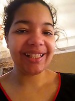 Milfmonica displays herself again