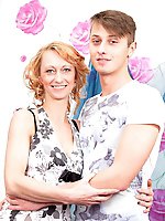 Hot housewife doing the guy next door