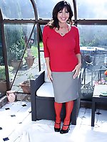 Hot steamy british milf playing by herself