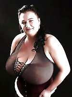 American mature businesswoman having sex with her boyfriend